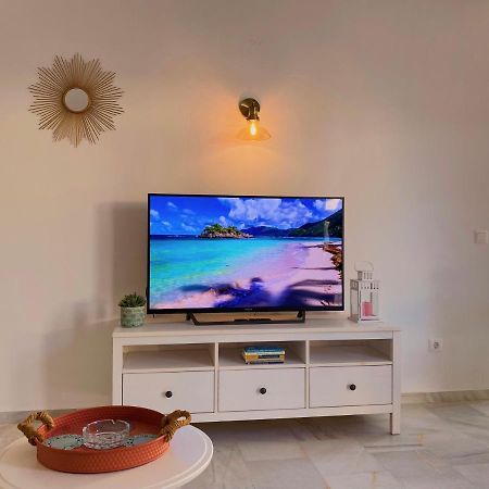 Alojamiento En La Carihuela-Costa Del Sol Торремолинос Экстерьер фото