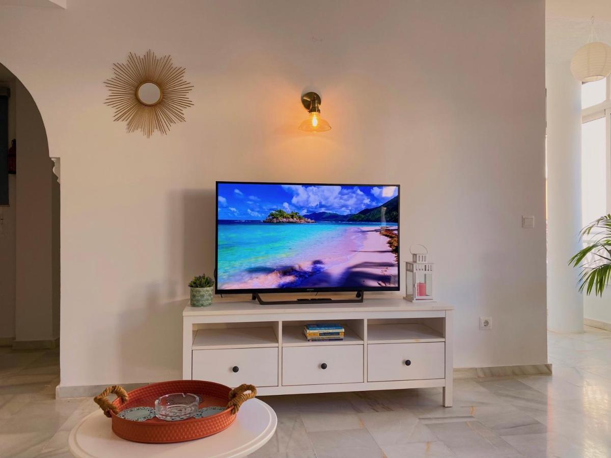 Alojamiento En La Carihuela-Costa Del Sol Торремолинос Экстерьер фото