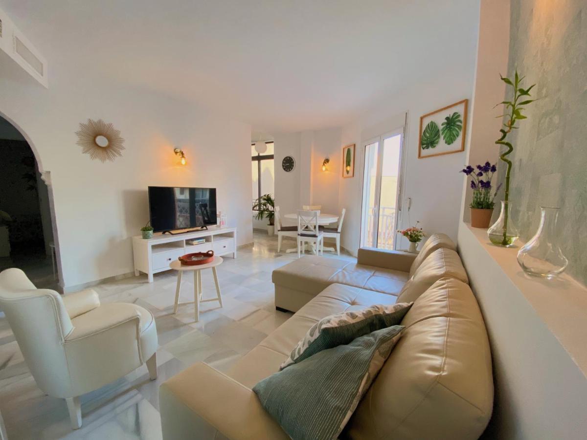 Alojamiento En La Carihuela-Costa Del Sol Торремолинос Экстерьер фото